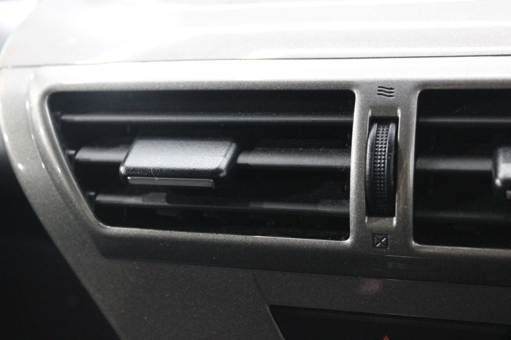 Used Toyota IQ 2010 for sale - 77383966: Photo 35