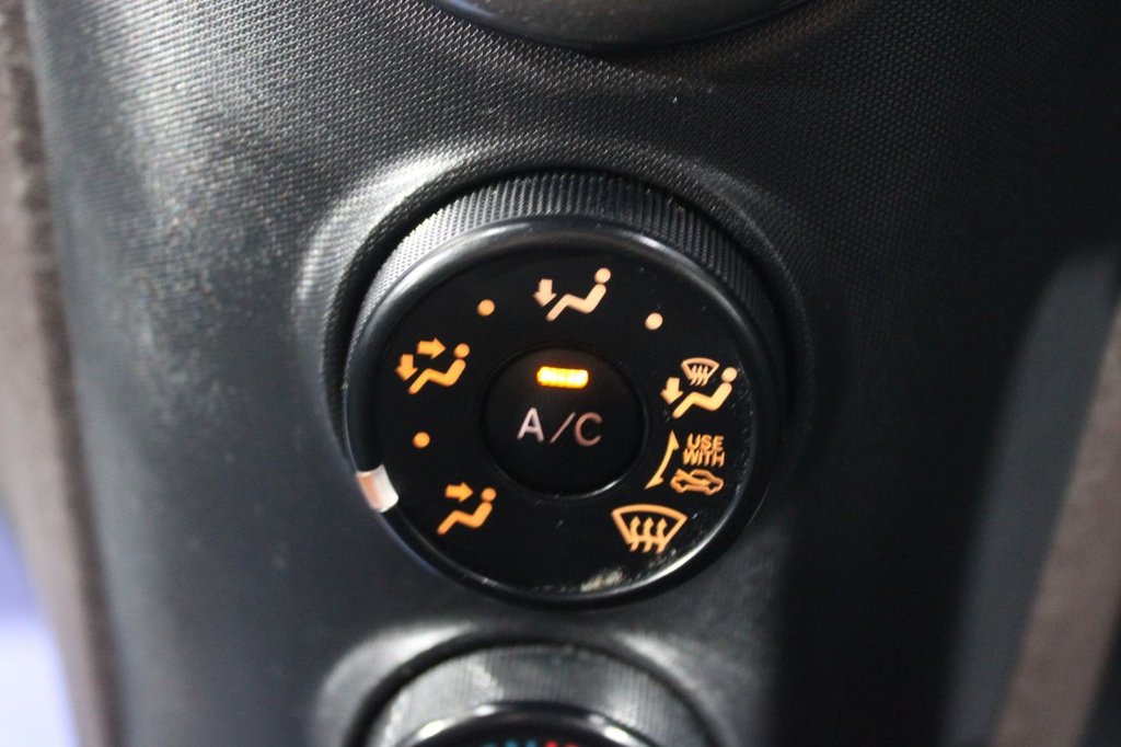 Used Toyota IQ 2010 for sale - 77383966: Photo 39