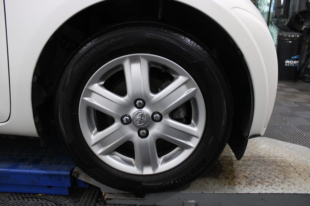 Used Toyota IQ 2010 for sale - 77383966: Photo 9