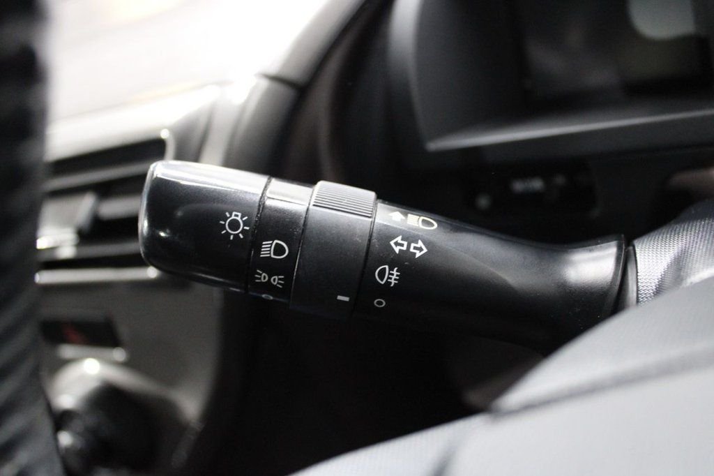 Used Toyota IQ 2009 for sale - 77780217: Photo 30