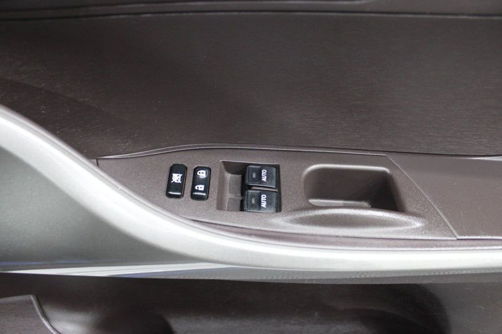 Used Toyota IQ 2009 for sale - 77780217: Photo 38