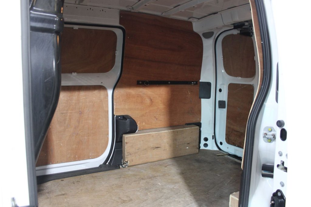 Used Nissan e-NV200 2017 for sale - 77952532: Photo 43