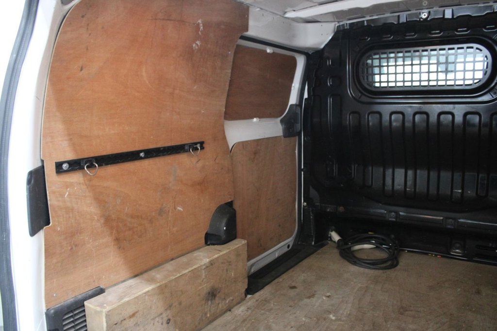 Used Nissan e-NV200 2017 for sale - 77952532: Photo 45