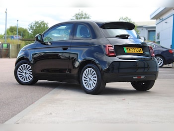 Used Fiat 500 2023 for sale - 78955719: Photo