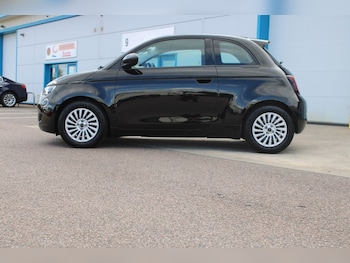 Used Fiat 500 2023 for sale - 78955719: Photo