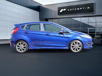 Used Ford Fiesta 2017 for sale - 78401071: Photo