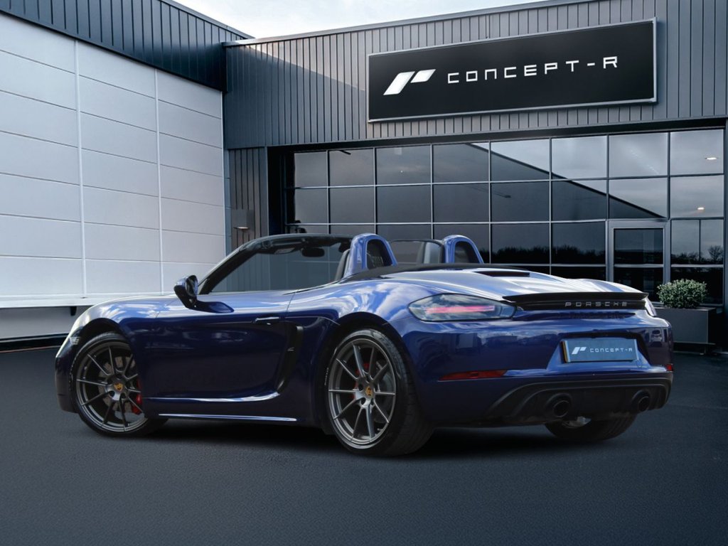 Used Porsche 718 Boxster 2023 for sale - 76356460: Photo 2