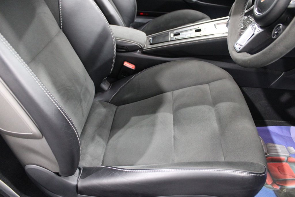 Used Porsche 718 Boxster 2023 for sale - 76356460: Photo 36