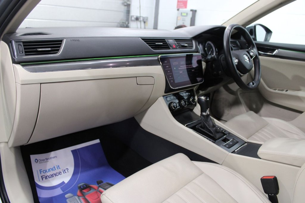 Used Skoda Superb 2021 for sale - 76535667: Photo 17