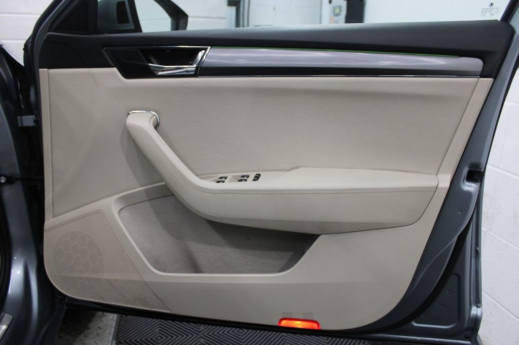 Used Skoda Superb 2021 for sale - 76535667: Photo 36