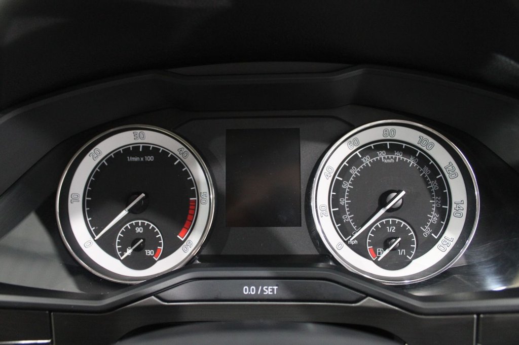 Used Skoda Superb 2021 for sale - 76535667: Photo 44