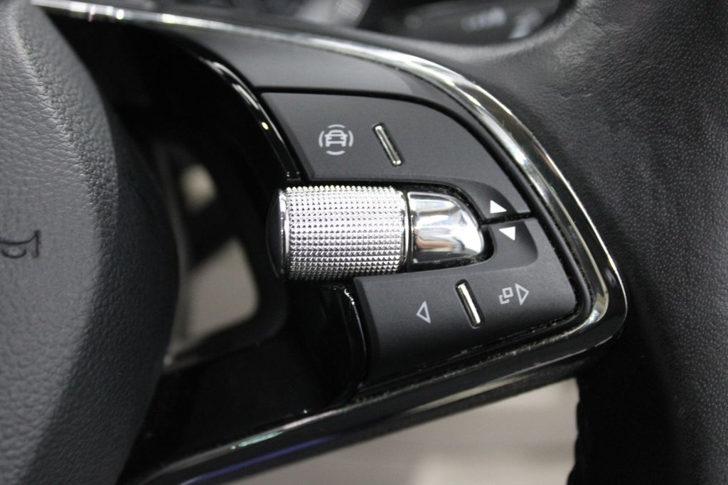 Used Skoda Superb 2021 for sale - 76535667: Photo 48