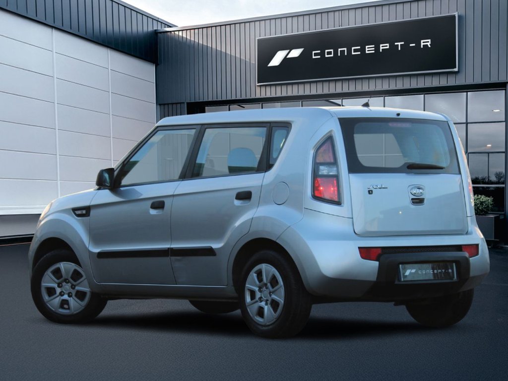 Used Kia Soul 2010 for sale - 76642377: Photo 2