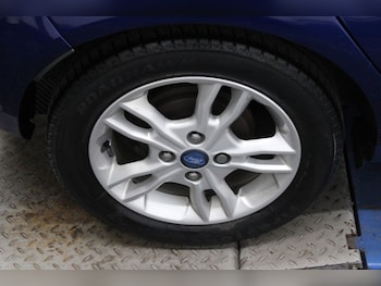 Used Ford Fiesta 2015 for sale - 78930599: Photo