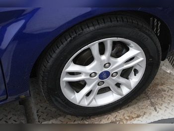 Used Ford Fiesta 2015 for sale - 78930599: Photo