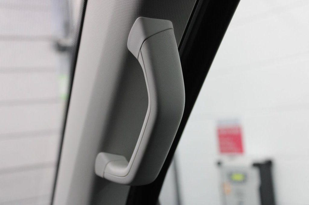 Used Volkswagen Transporter 2017 for sale - 77027134: Photo 48