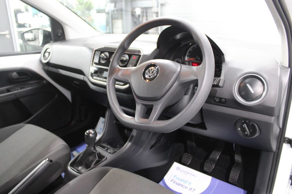 Used Volkswagen up! 2018 for sale - 76368207: Photo 24