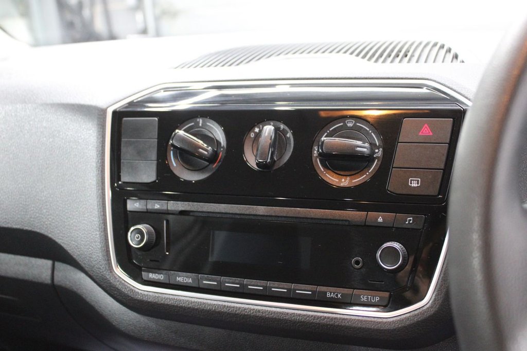 Used Volkswagen up! 2018 for sale - 76368207: Photo 28