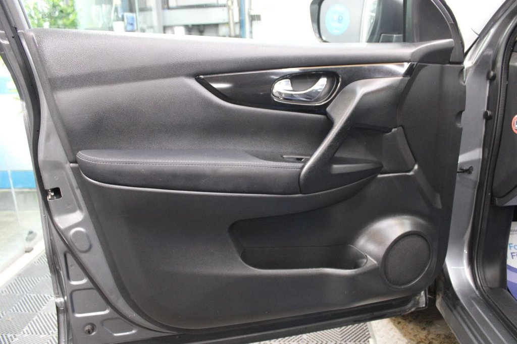 Used Nissan Qashqai 2014 for sale - 76962093: Photo 18