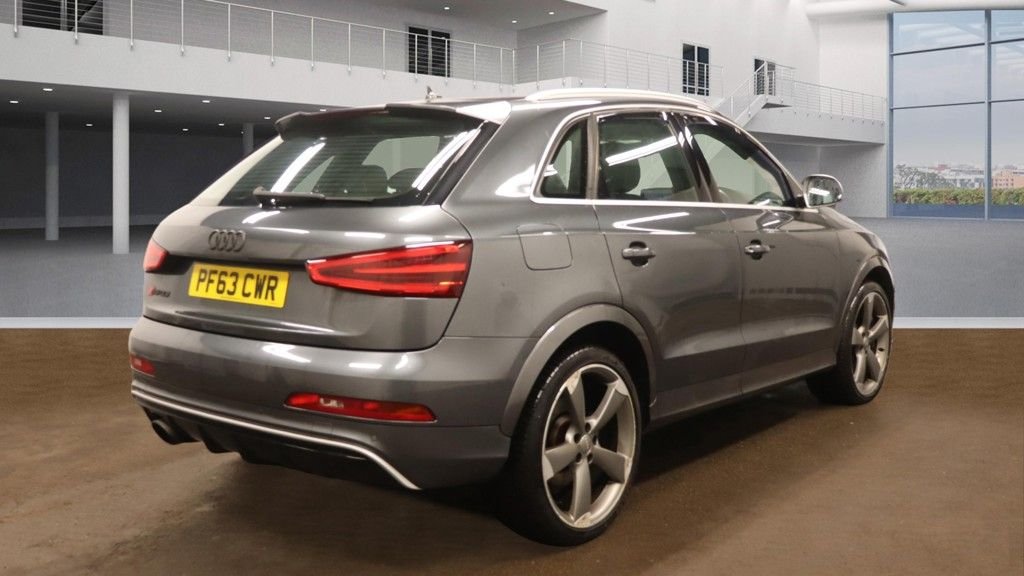 Used Audi RS Q3 2014 for sale - 77452080: Photo 3