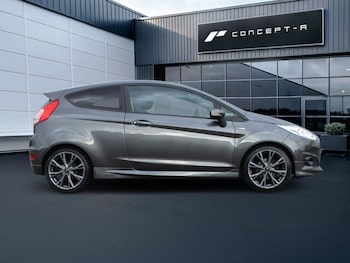 Used Ford Fiesta 2017 for sale - 79409081: Photo