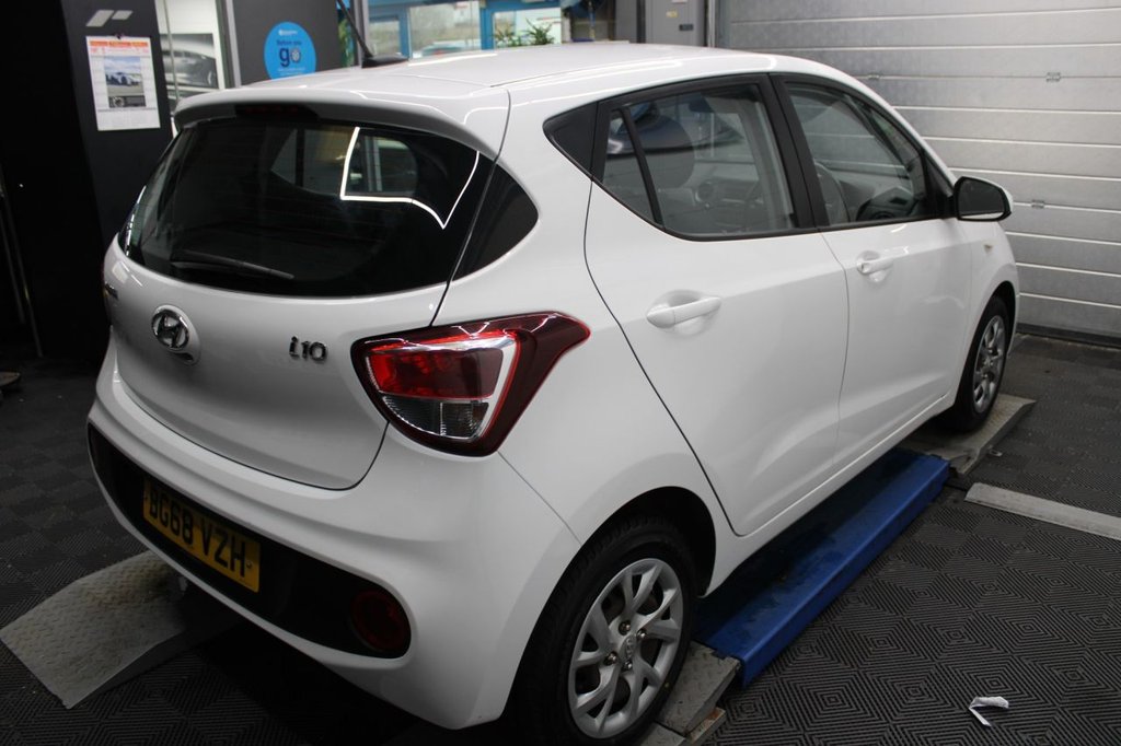 Used Hyundai i10 2018 for sale - 76950296: Photo 7