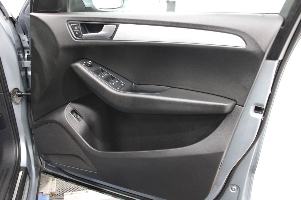 Used Audi Q5 2009 for sale - 77263147: Photo 33