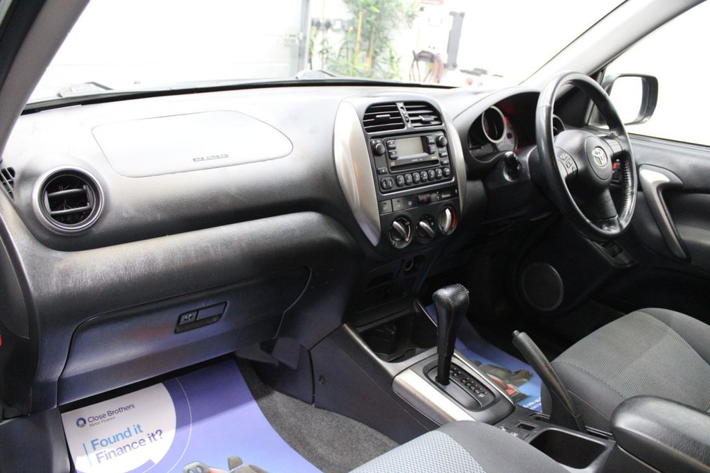 Used Toyota RAV4 2004 for sale - 76724326: Photo 17