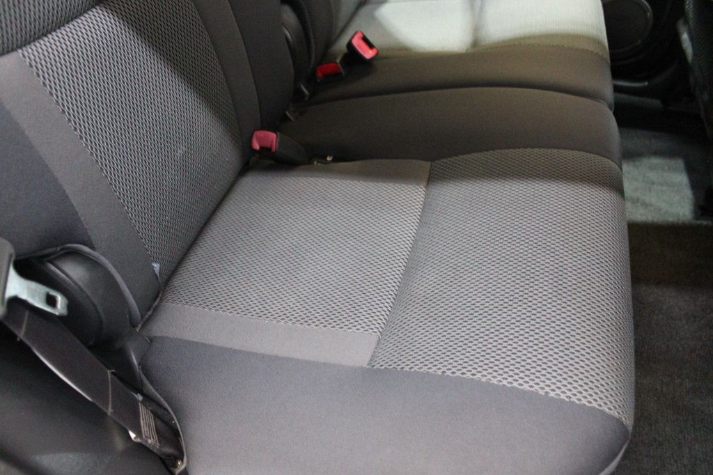 Used Toyota RAV4 2004 for sale - 76724326: Photo 29