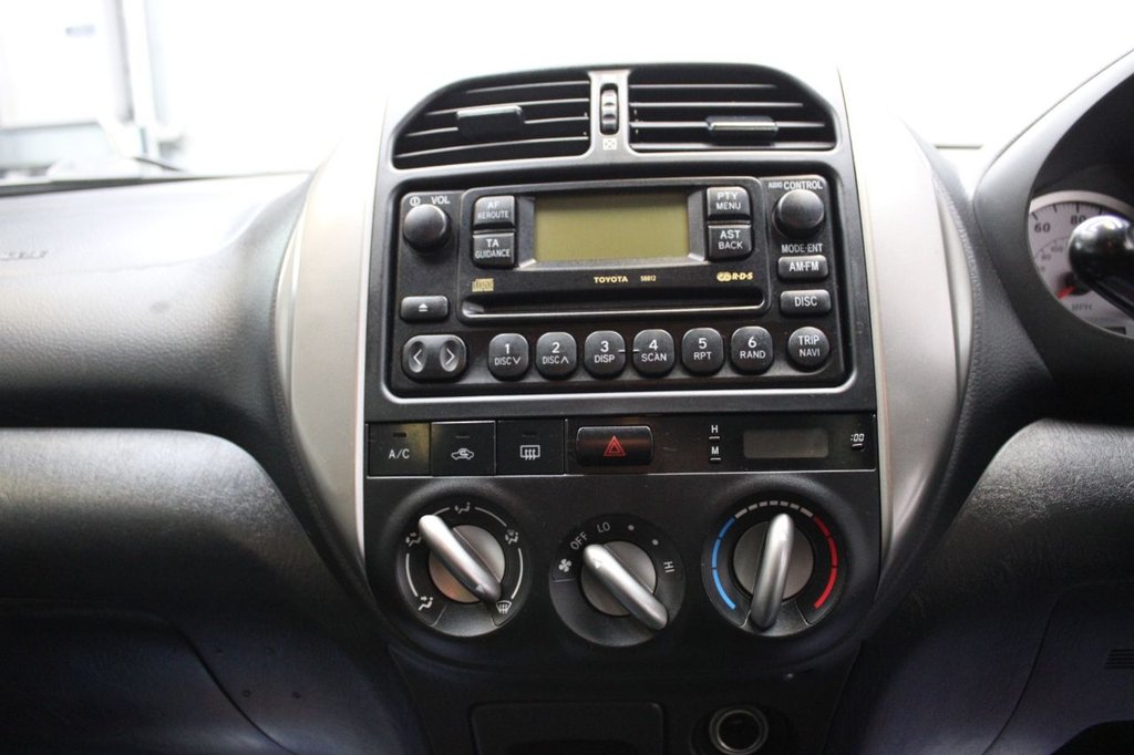 Used Toyota RAV4 2004 for sale - 76724326: Photo 36