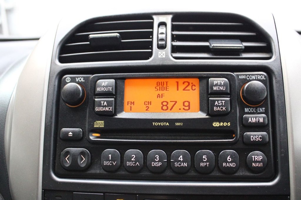 Used Toyota RAV4 2004 for sale - 76724326: Photo 46