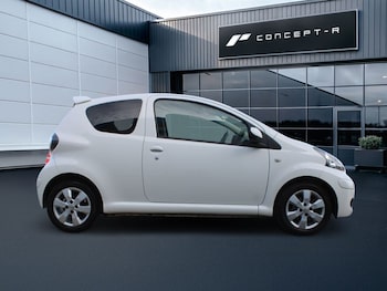 Used Toyota AYGO 2011 for sale - 79494135: Photo