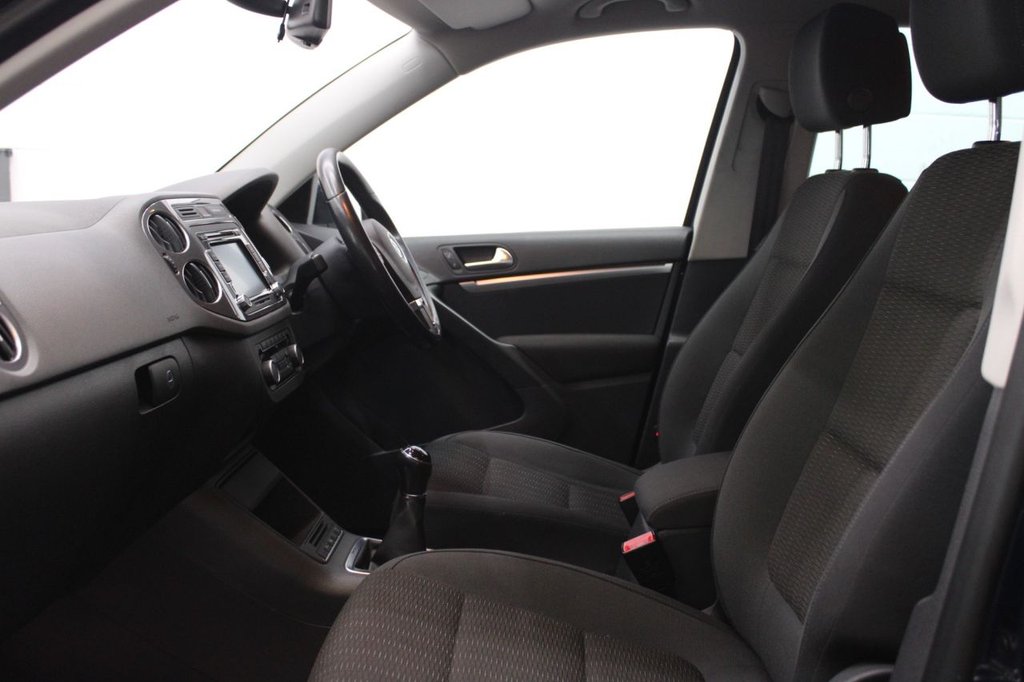 Used Volkswagen Tiguan 2011 for sale - 78096486: Photo 16