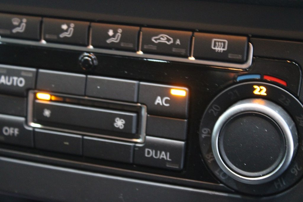 Used Volkswagen Tiguan 2011 for sale - 78096486: Photo 28