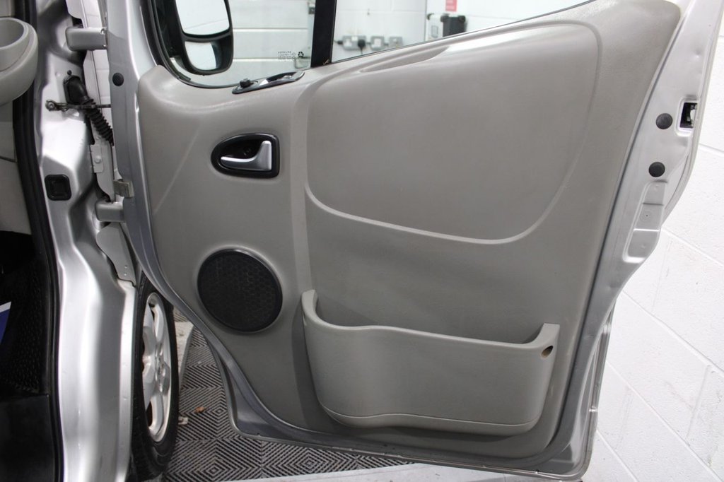 Used Vauxhall Vivaro 2014 for sale - 77383472: Photo 23