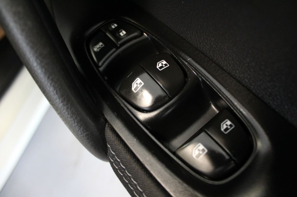 Used Nissan Qashqai 2017 for sale - 76883071: Photo 32