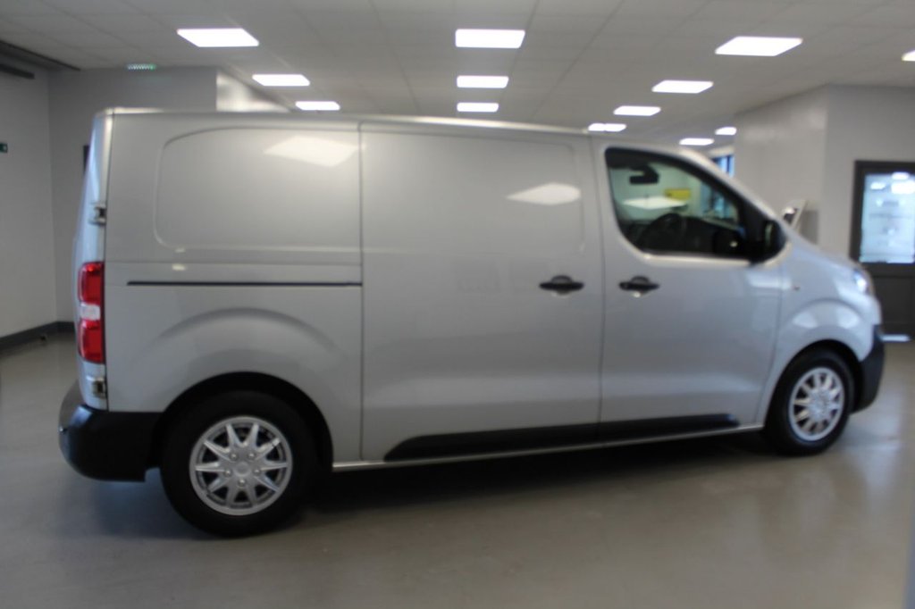 Used Citroen Dispatch 2018 for sale - 76883034: Photo 14