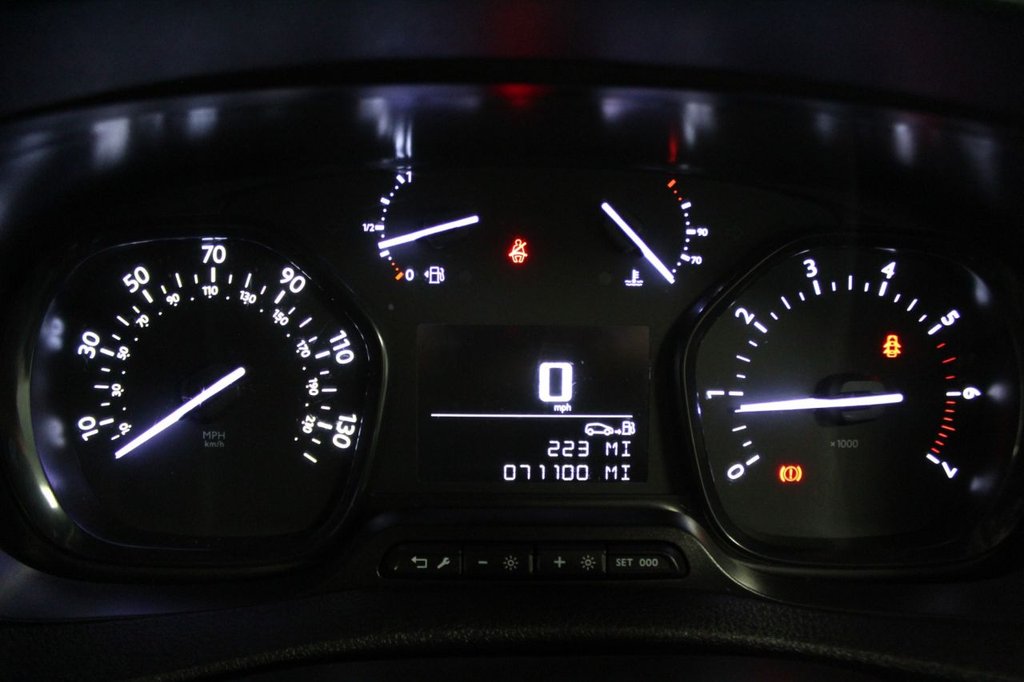 Used Citroen Dispatch 2018 for sale - 76883034: Photo 37