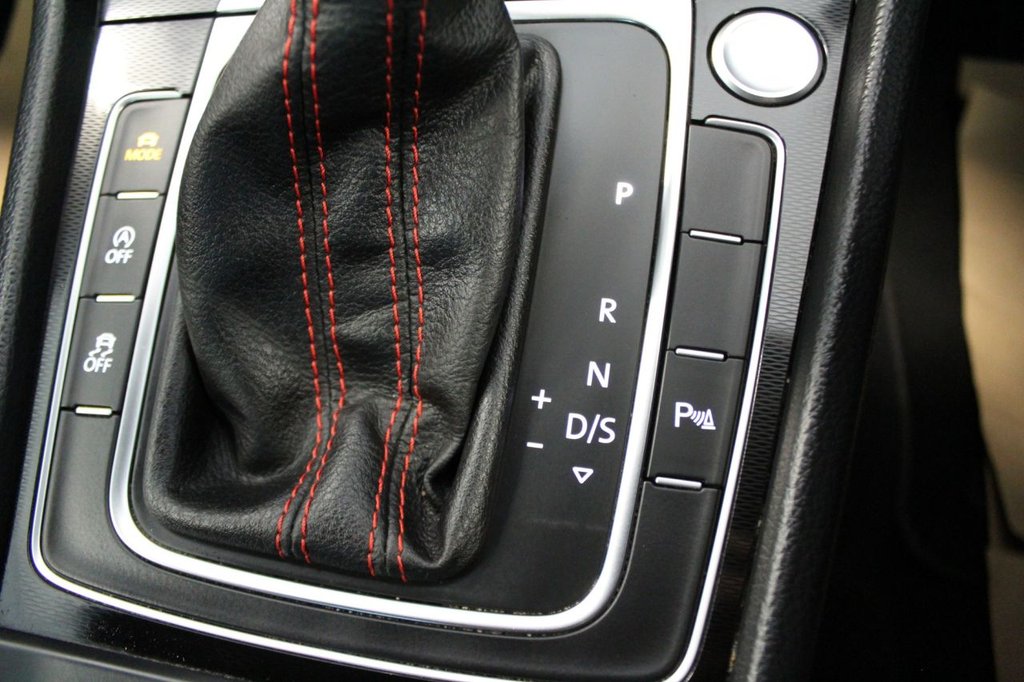 Used Volkswagen Golf 2016 for sale - 77594195: Photo 44