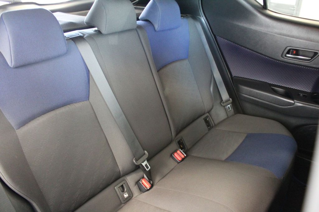 Used Toyota C-HR 2018 for sale - 76883095: Photo 25