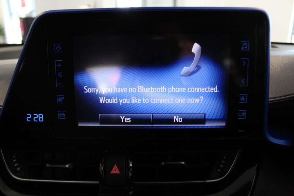 Used Toyota C-HR 2018 for sale - 76883095: Photo 36