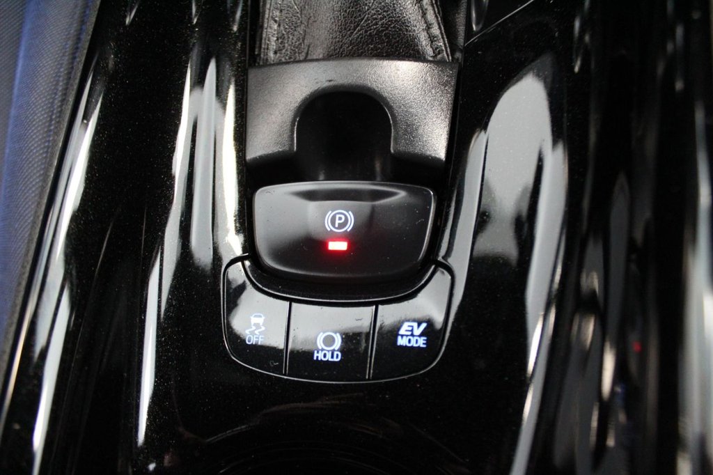 Used Toyota C-HR 2018 for sale - 76883095: Photo 45