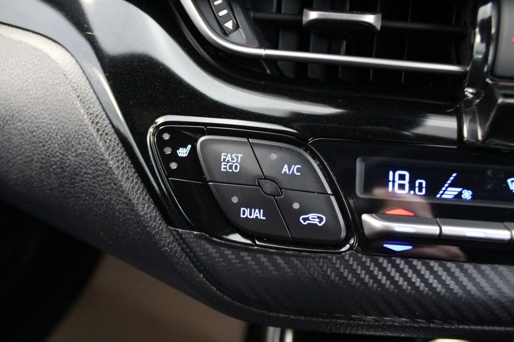 Used Toyota C-HR 2018 for sale - 76883095: Photo 48