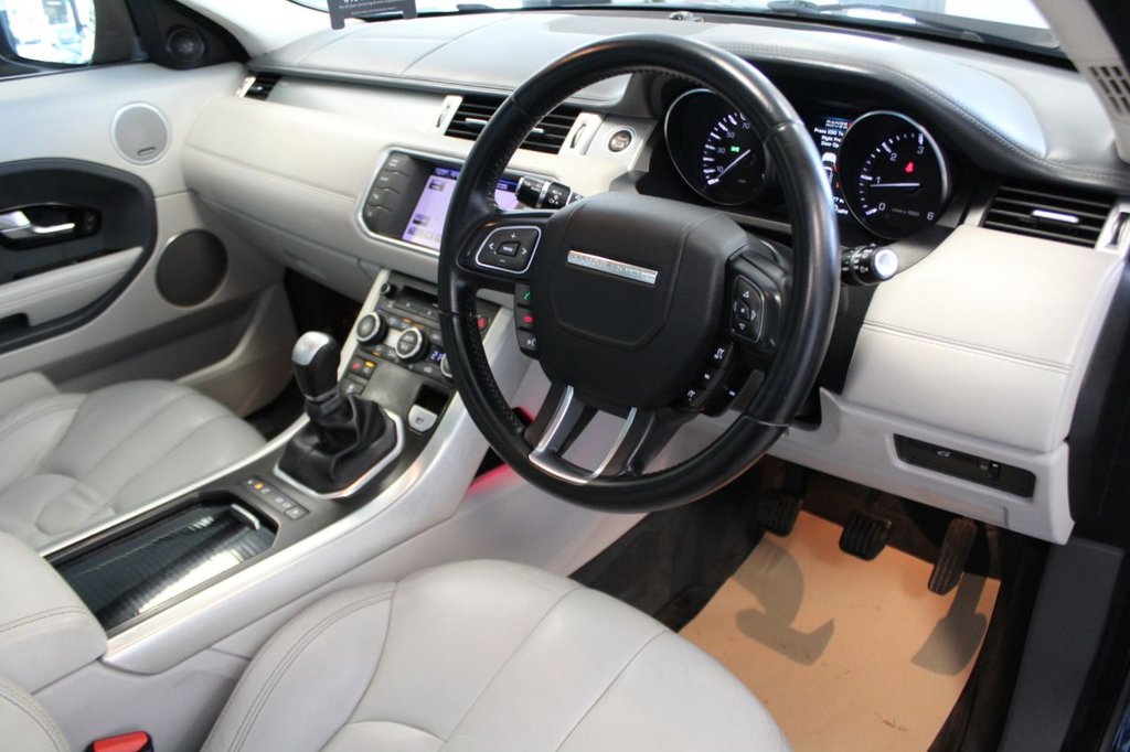 Used Land Rover Range Rover Evoque 2012 for sale - 77936296: Photo 32