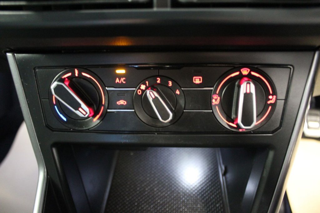 Used Volkswagen Polo 2020 for sale - 76883203: Photo 37