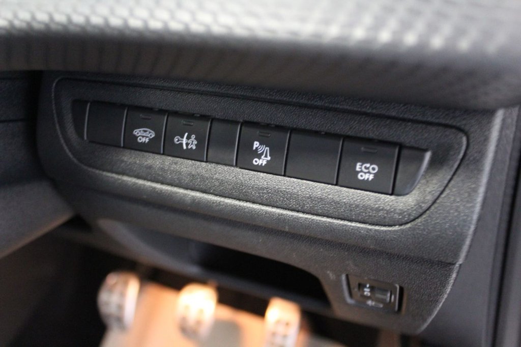 Used Peugeot 2008 2018 for sale - 76883226: Photo 45