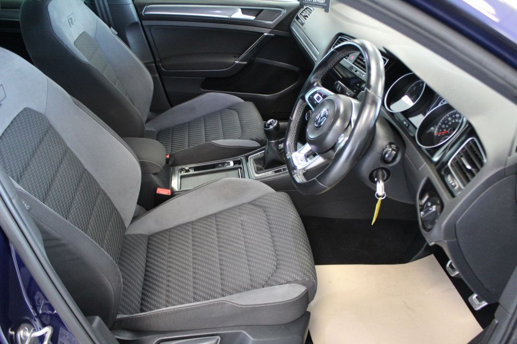 Used Volkswagen Golf 2018 for sale - 76883041: Photo 30