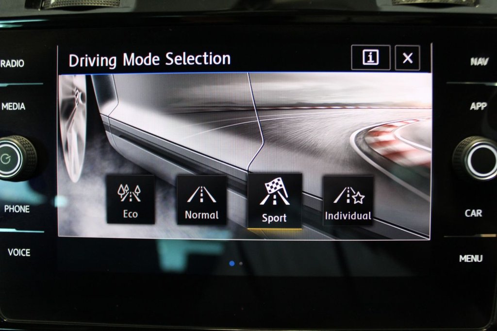 Used Volkswagen Golf 2018 for sale - 76883041: Photo 37