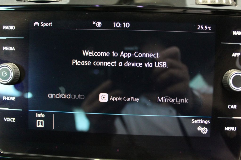 Used Volkswagen Golf 2018 for sale - 76883041: Photo 40