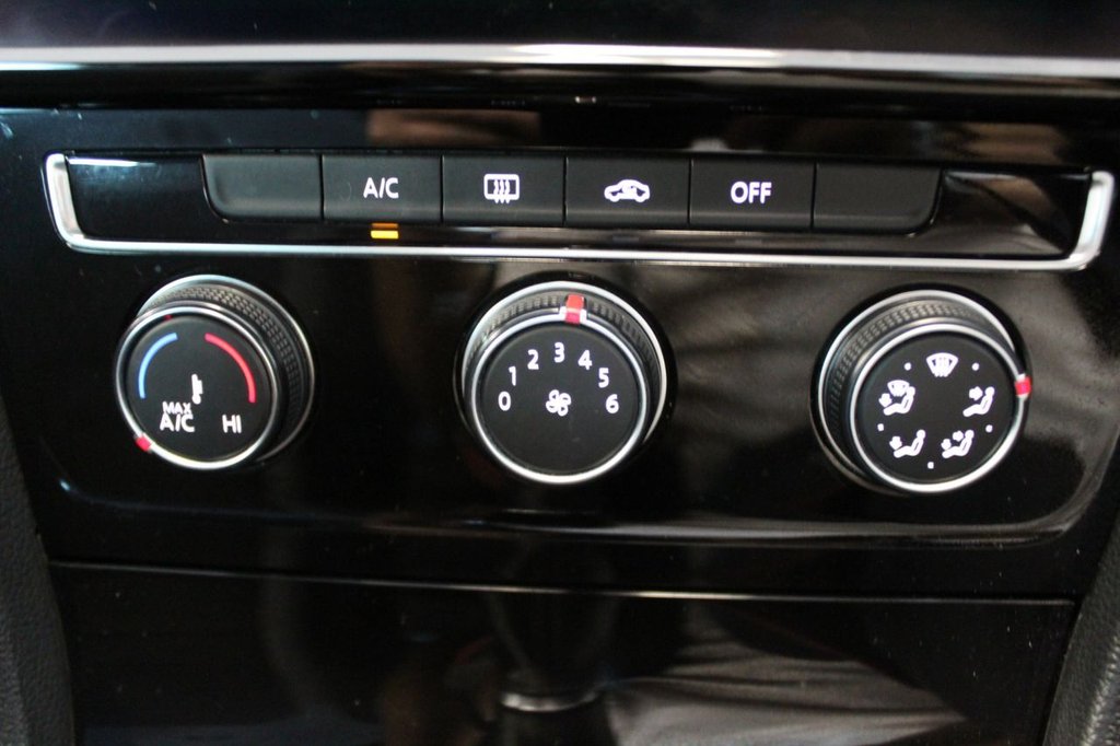 Used Volkswagen Golf 2018 for sale - 76883041: Photo 42